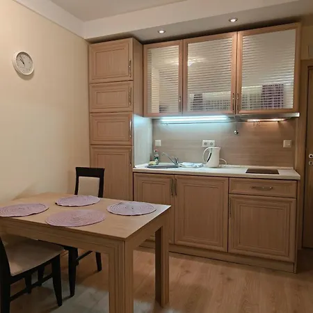 хармони 3 2-х комнатный, с террасой Apartman Napospart